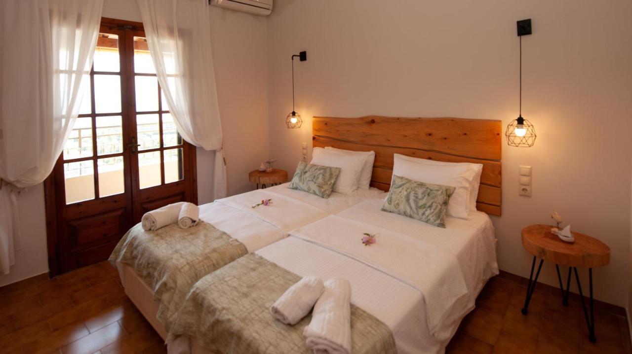 Giorgos Apartments Дасия Екстериор снимка